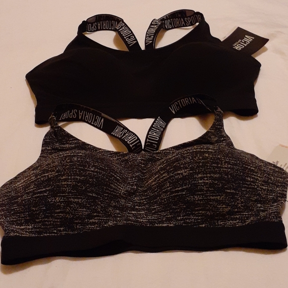 2 Victoria secret sport BRAS - Picture 1 of 8